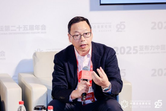 AI时代要学什么？独家对话德勤吴卫军：要理解认识和抓