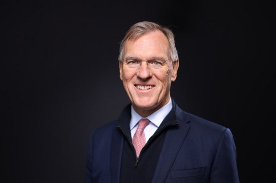 高盛副董事长Gnodde将从伦敦迁往米兰 英国税制改革下又一位业界名人离开