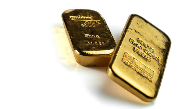 如何评估领峰黄金价格的合理性？其价格波动的特点是什